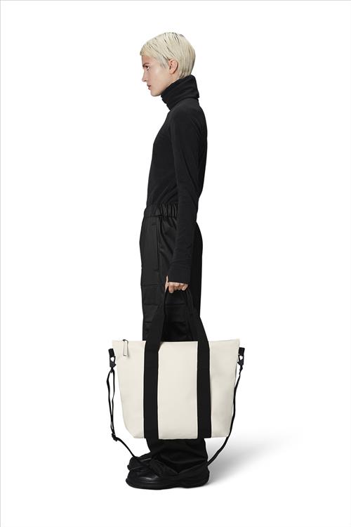 Rains Tote Bag Mini W3 One Size - Shoppere hos Magasin