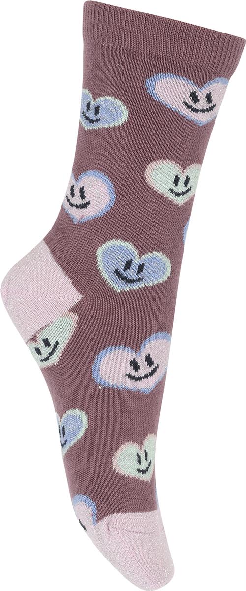 Se Melton Happy Hearts Socks Str 27/30 - Grape Shake Strømper Bomuld hos Magasin ved Magasin