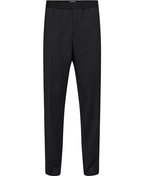 Se Filippa K Relaxed Wool Trousers Mand Black Casual Bukser Str 50 - hos Magasin ved Magasin