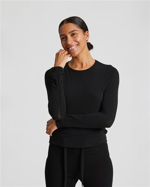 Gai&Lisva Thyra L/S Wool Top Kvinde Black Langærmede T-shirts Str L - Uld hos Magasin