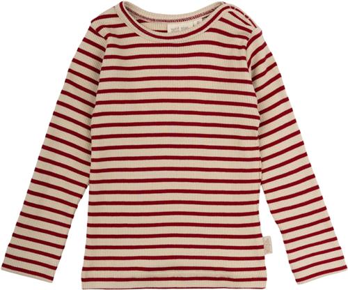 Se PETIT PIAO Tshirt L/S Modal Striped Str 116 cm - Chili Pepper/dark Langærmede T-shirts Bomuld hos Magasin ved Magasin