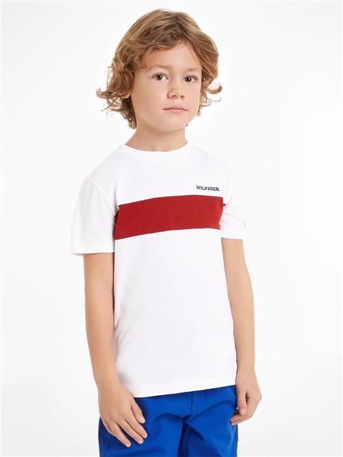 Tommy Hilfiger Colorblock Embroidery REG TEE SS Str 5 år / 110 cm - White Kortærmede T-shirts hos Magasin