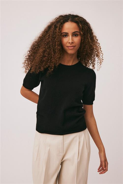 Magasin du Nord Collection Magasin Mabel 4 100 Cashmere Kvinde Black Kortærmet Strik Str L Cashmere