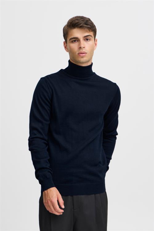 Se Casual Friday Cfkonrad Merino Roll Neck Knit Mand Navy Turtlenecks Str S Merino - hos Magasin ved Magasin