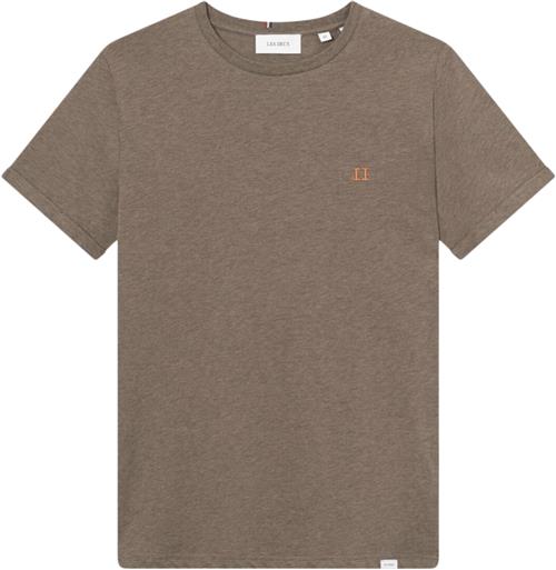 Les Deux Nørregaard Tshirt - Seasonal Mand Mountain Grey Melange/orange Kortærmede T-shirts Slim Fit Str M - Bomuld hos Magasin