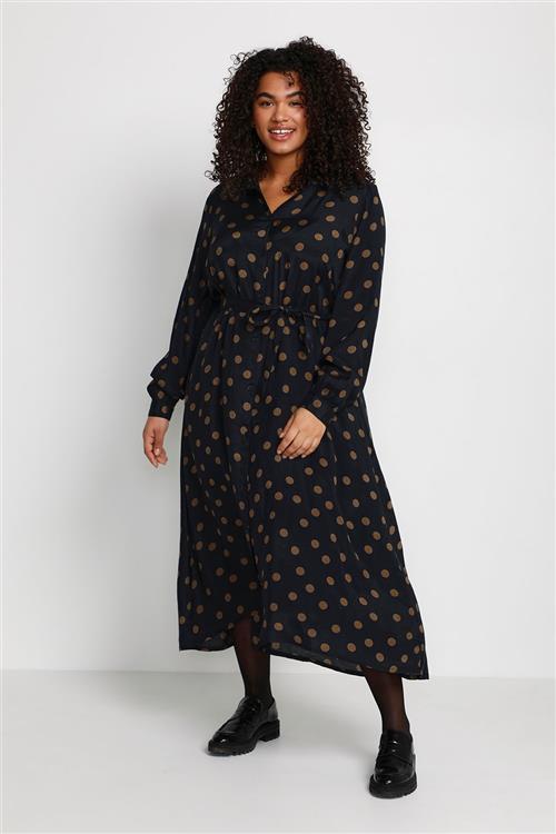 Kaffe Curve Kcolivia Dress Kvinde Black With Mustang Dot Maxi Kjoler Str 54 - hos Magasin