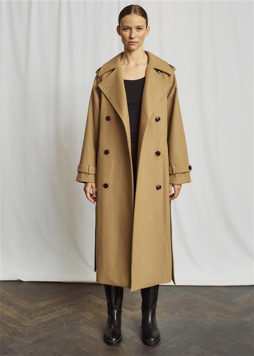 Se Bruun & Stengade BS Kaylee Coat Kvinde Camel Uldfrakker Str 40 - hos Magasin ved Magasin