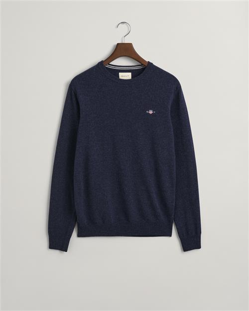 Se Gant Superfine Lambswool Cneck Mand Dark Navy Melange Sweaters Str XXL - hos Magasin ved Magasin