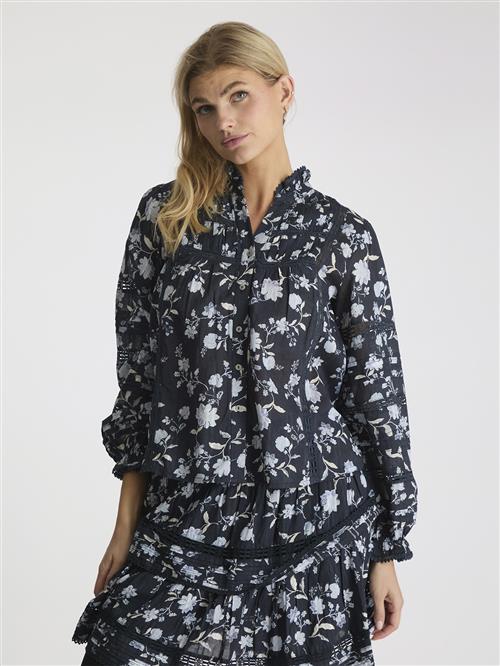 Neo Noir Lyla Night Flower Blouse Kvinde Navy Langærmede Bluser Str 36 - hos Magasin