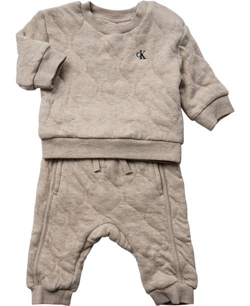 Se CK Kids Newborn Calvin Klein Jeans Quilted set Str 62 - Adk Sweatshirts Bomuld hos Magasin ved Magasin