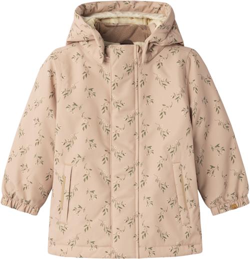 Lil' Atelier Nmflasnow10 Jacket AOP 1FO LIL Str 110 - Rugby Tan Vinterjakker hos Magasin