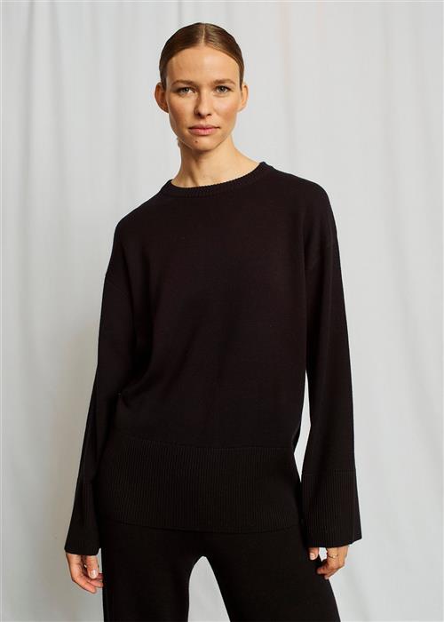 Se Bruun & Stengade BS Adalyn Knitwear Kvinde Black Sweaters Str XL - hos Magasin ved Magasin