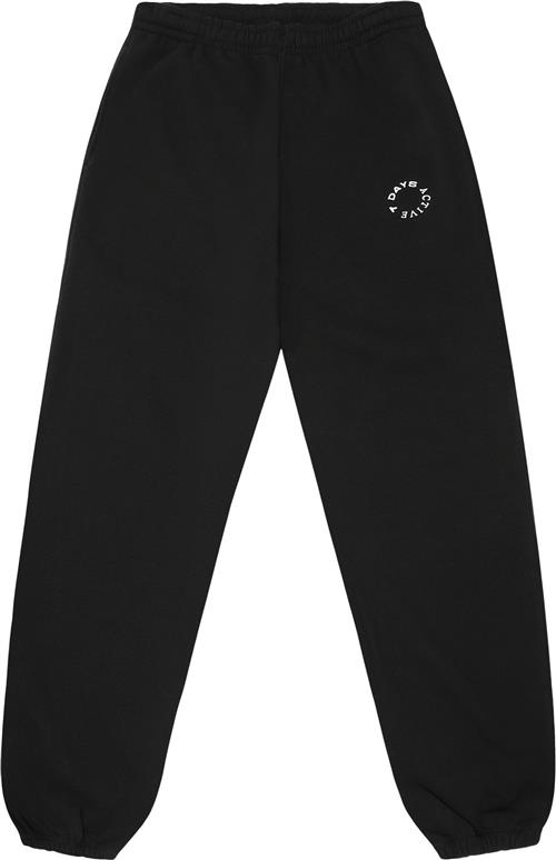 7 Days Active Organic Regular Sweatpants Kvinde 001 Black Sweatpants Str L - hos Magasin