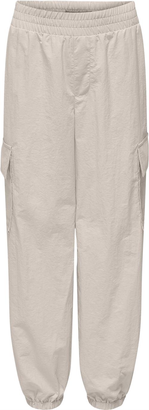 ONLY Kogecho Cargo Parachute Pant PNT Str 134 - Pumice Stone Bukser Denim hos Magasin