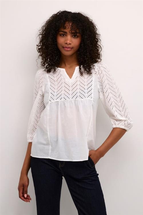 Se Culture Cutoril Blouse Kvinde Spring Gardenia Langærmede Bluser Str L - hos Magasin ved Magasin