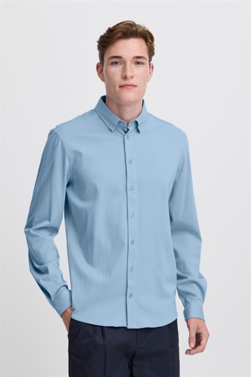 Casual Friday Cfarthur LS BU Jersey Shirt Mand Bel Air Blue Langærmede Skjorter Slim Fit Str L - hos Magasin