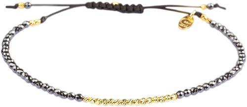 BeChristensen Olga Facet Hematite Gold One Size - Perlearmbånd hos Magasin