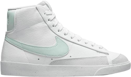 Se Nike Blazer mid '77 Next Natur Kvinde White Sneakers Str 40 - hos Magasin ved Magasin