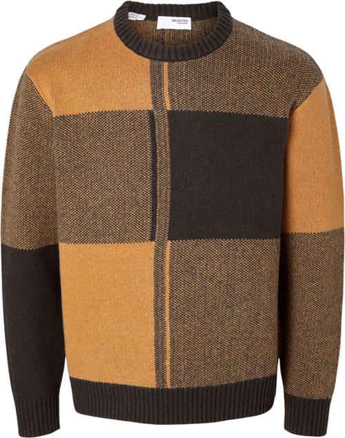 Se Selected Homme Slhmeio LS Knit Relaxed Block Crew Mand Chocolate Torte/cathay Spice Sweaters Str S - hos Magasin ved Magasin