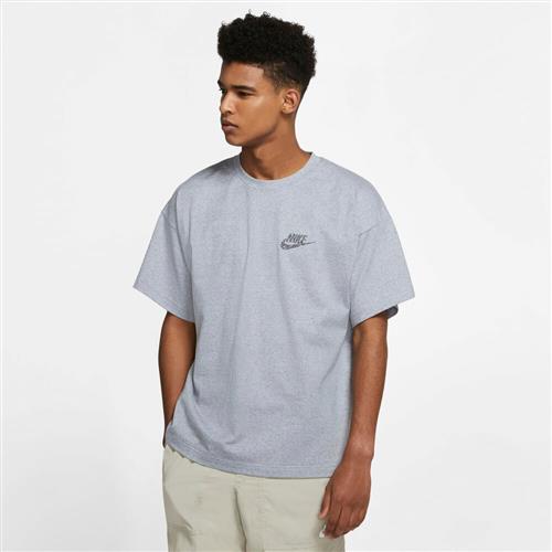 Se Nike Sportswear Essentials T Shirt XL - T-shirts Bomuld hos Magasin ved Magasin