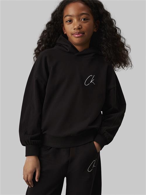 Calvin Klein CK Signage Comfort Hoodie Str 12 - Ck Black Sweatshirts hos Magasin