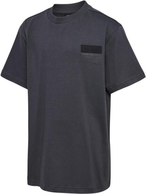 Se Hummel Hmlarchie Tshirt S/S Str 11 år / 146 cm - Obsidian Kortærmede T-shirts hos Magasin ved Magasin