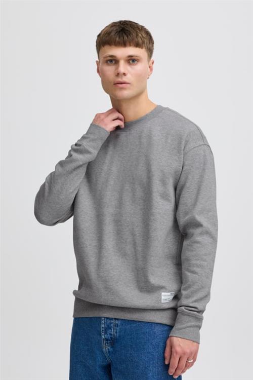 Se !Solid Sdlenz Crew SW Sweatshirt21104222 Mand Light Grey Melange Sweatshirts Regular Fit Str S - hos Magasin ved Magasin