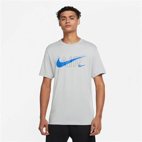 Nike Sportswear T Shirt S - Sweatshirts hos Magasin