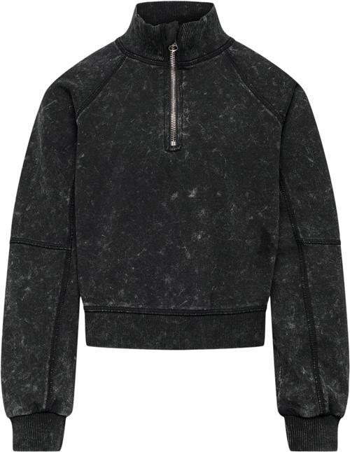 Se ONLY Kogdonna L/S Half ZIP Washed UB SWT Str 134/140 - Sort Sweatshirts hos Magasin ved Magasin