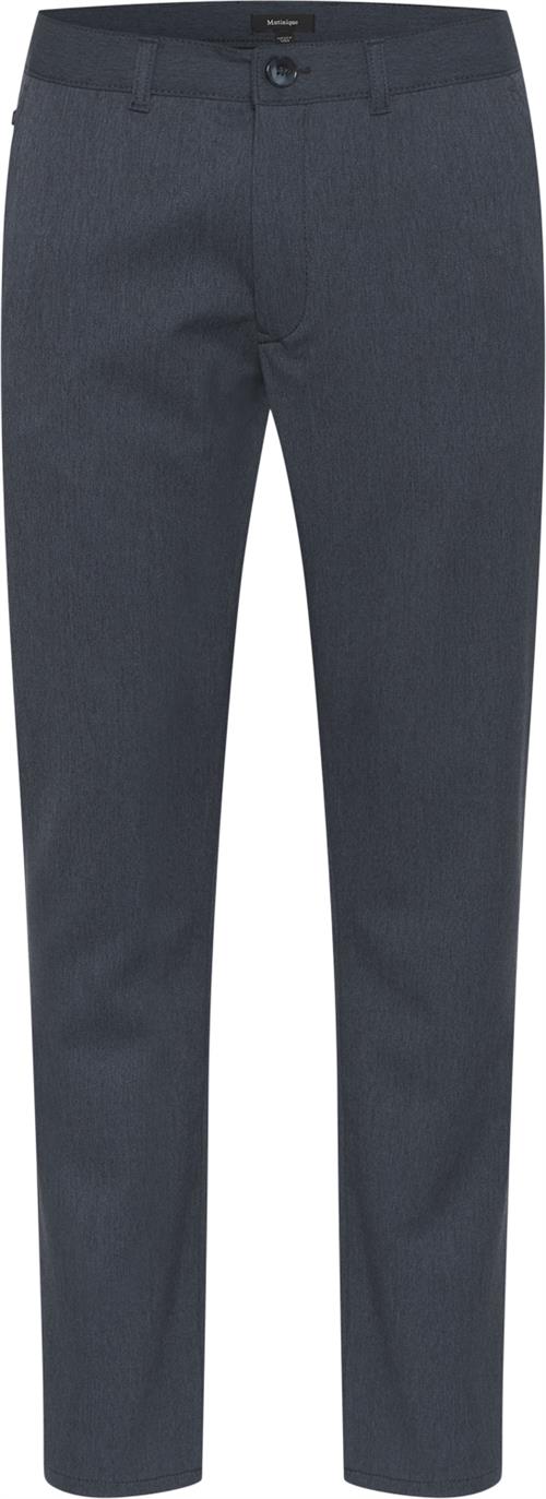 Se Matinique Mapristu Mand Oxford Blue Melange Chinos Regular Fit Str W30 / L32 - hos Magasin ved Magasin