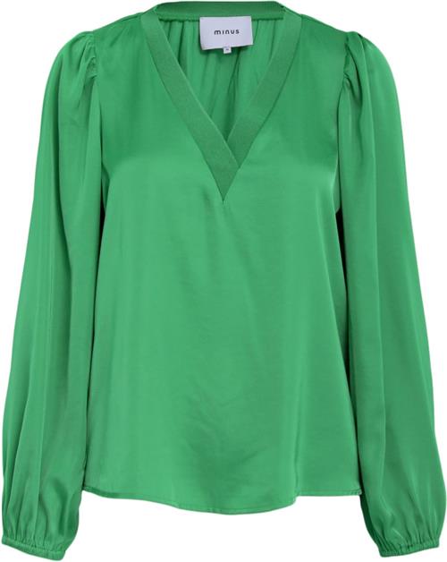 Se Minus Selva Vneck Blouse Kvinde Golf Green Langærmede Bluser Str 38 - hos Magasin ved Magasin