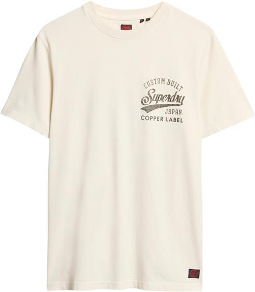 Superdry Copper Label Chest Graphic TEE Mand Rice White Kortærmede T-shirts Str XL - hos Magasin