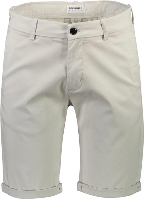 Se Lindbergh Superflex Chino Shorts Mand Hvid Chino Shorts Str XXXL - hos Magasin ved Magasin