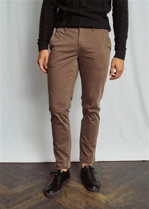 Se Bruun & Stengade BS Malik Regular Fit Chinos Mand Army Chinos Str W36 / L32 - hos Magasin ved Magasin