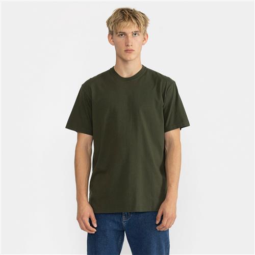 Se RVLT / Revolution Loose fit Tshirt With our Brand R on Back Mand Army Kortærmede T-shirts Loose Fit Str M - Polyester hos Magasin ved Magasin