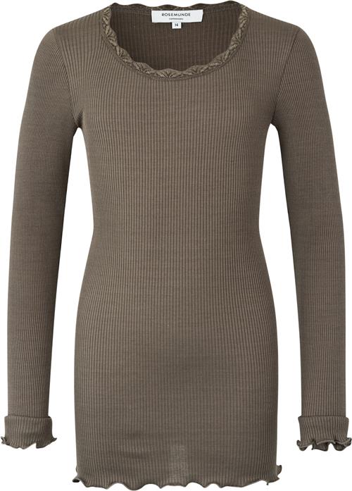 Se Rosemunde Silk Tshirt w/ Lace Str 14 år - Falcon Langærmede T-shirts hos Magasin ved Magasin