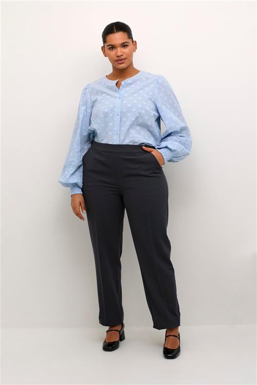 Se Kaffe Curve Kcloulou Shirt Kvinde Celestial Blue Langærmede Skjorter Str 46 - hos Magasin ved Magasin