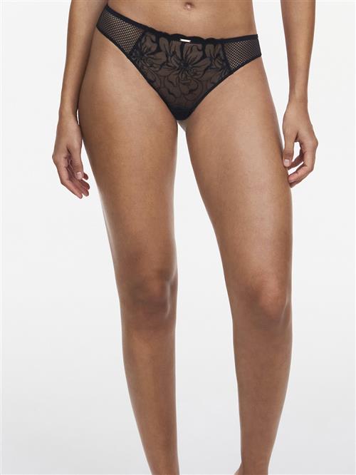 Se Chantelle Fleurs Tanga Briefs Str 40 - hos Magasin ved Magasin