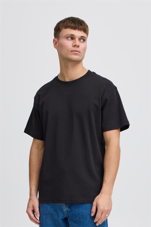 Se !Solid Sddanton SS Tee Mand True Black Kortærmede T-shirts Str L - hos Magasin ved Magasin