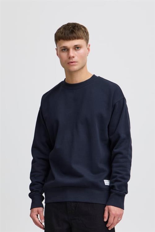 Se !Solid Sdlenz Crew SW Sweatshirt21104222 Mand Insignia Blue Sweatshirts Regular Fit Str L - hos Magasin ved Magasin