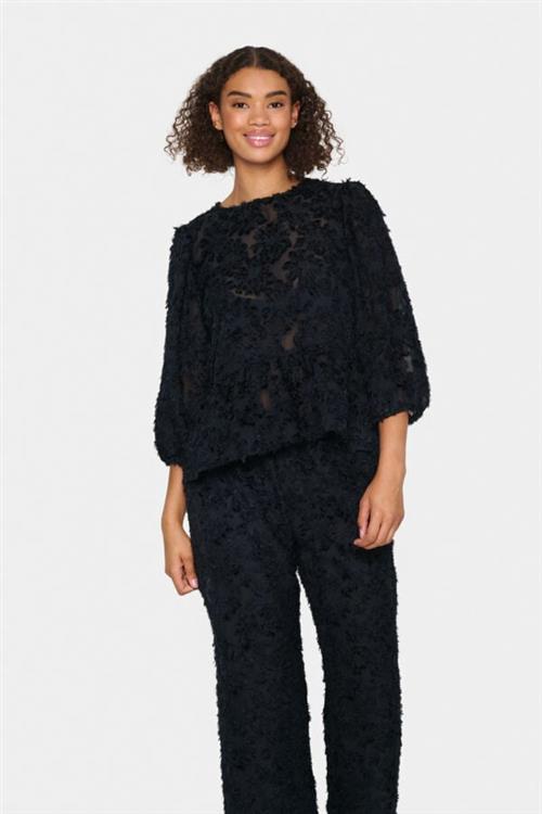 Se Saint Tropez Giovannasz Blouse Kvinde Black Langærmede Bluser Loose Fit Str M - hos Magasin ved Magasin