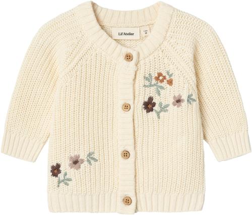 Lil' Atelier Nbfemlen EMB LS Knit Card LIL Str 86 - Birch Cardigans hos Magasin