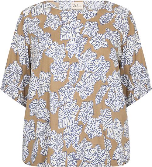 Wasabiconcept Curvy Waglady 1 Bluse Mørk Sand Kvinde 8404c Mørk Sand Kortærmede Bluser Str 42/44 - hos Magasin