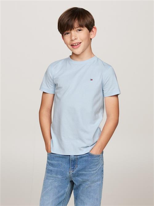 Se Tommy Hilfiger Essential Cotton REG TEE S/S Kvinde Breezy Blue Toppe Str 8 - hos Magasin ved Magasin