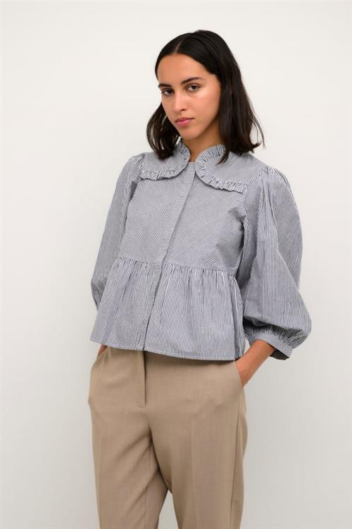 Se Karen by Simonsen Nettekb Blouse Kvinde Meteorite Kortærmede Bluser Str 38 - hos Magasin ved Magasin