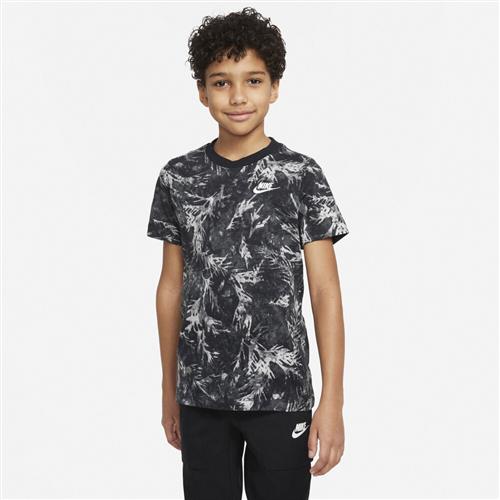 Nike Sportswear T Shirt 147-158 / L - T-shirts hos Magasin