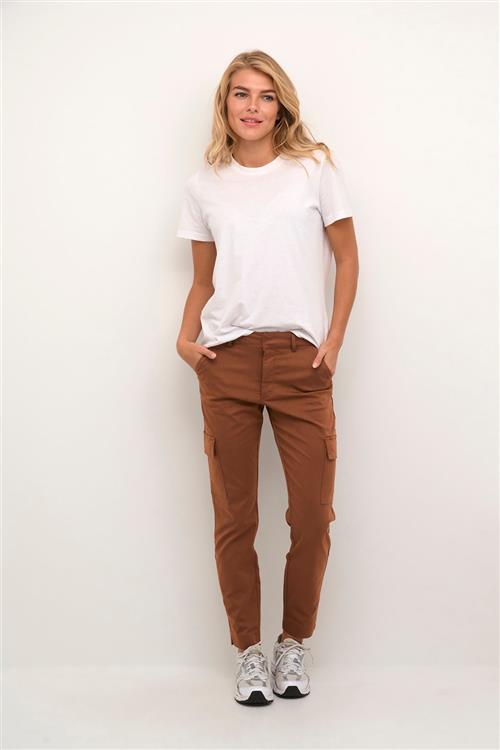 Se Kaffe Kalea Pocket Pants Kvinde Soft Silt Bukser Med Smalle Ben Str 46 - hos Magasin ved Magasin