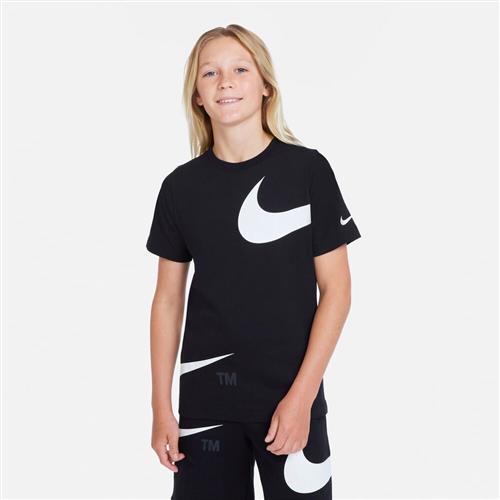 Nike Sportswear T Shirt 128-137 / S - T-shirts hos Magasin