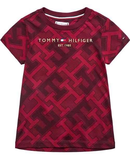 Se Tommy Hilfiger AOP Monogram Tommy Logo TEE S/S Str 5 år / 110 cm - Deep Rouge Tonal Kortærmede T-shirts hos Magasin ved Magasin