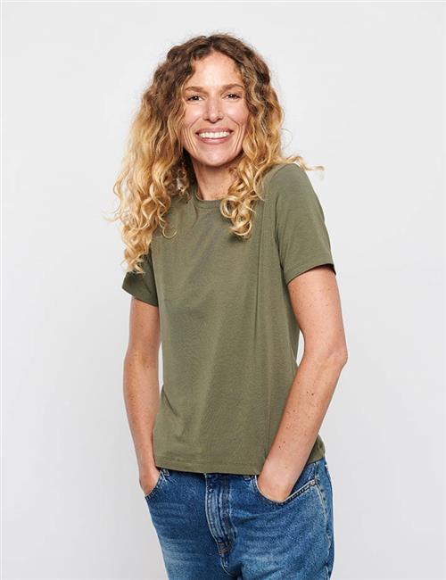 mbyM Juliem Kvinde Dusty Olive Kortærmede T-shirts Str M - hos Magasin